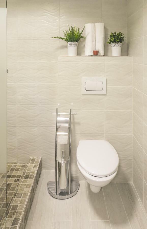 Victoria Duplex Apartament Apartment Букурещ Екстериор снимка