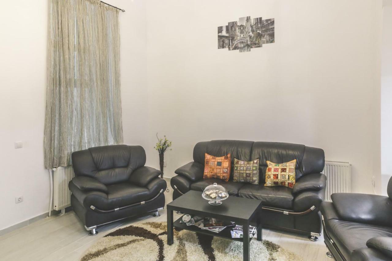 Victoria Duplex Apartament Apartment Букурещ Екстериор снимка