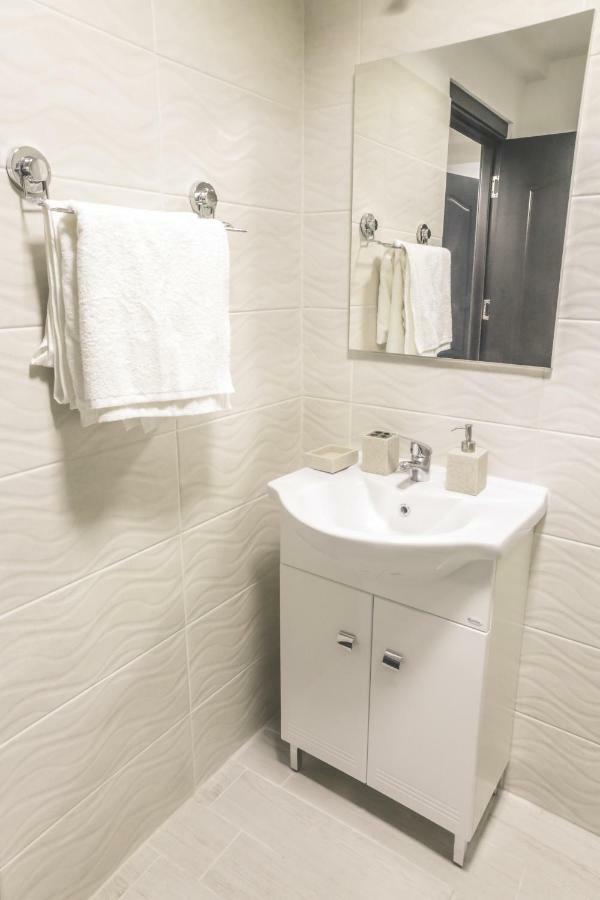 Victoria Duplex Apartament Apartment Букурещ Екстериор снимка